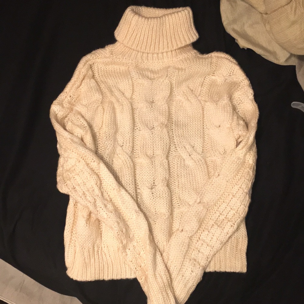 Sweater - Picture 1 of 1